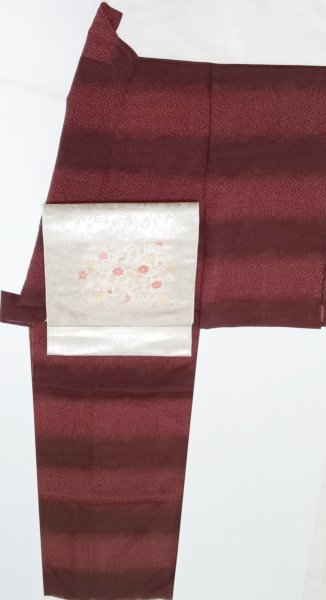 画像9: 訪問着 横段 水玉 (9)