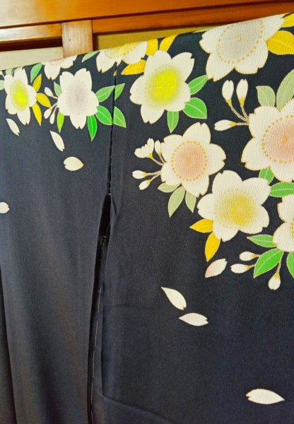 画像3: 振袖(縮緬地 桜)＋袋帯(雪輪青海波に松竹梅） (3)